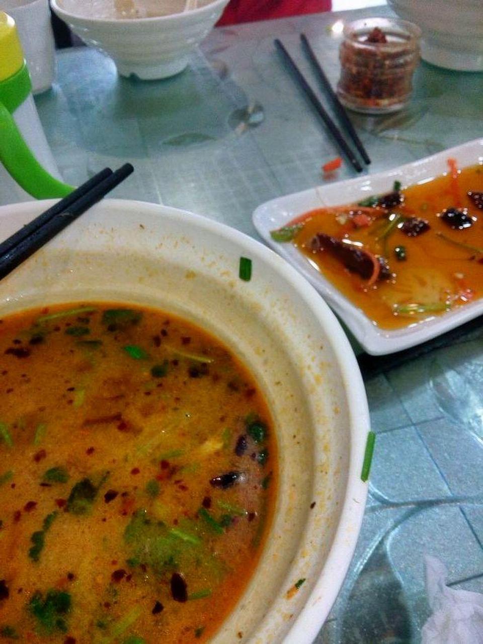 合盛源南阳生炝烩面丰庆路店,郑州老牌烩面馆,在丰庆路上的这家店已经