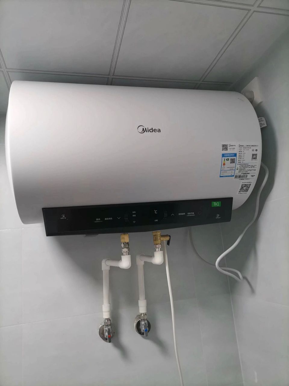 美的tk1热水器安装149元 感觉也可以啊哈哈哈哈....