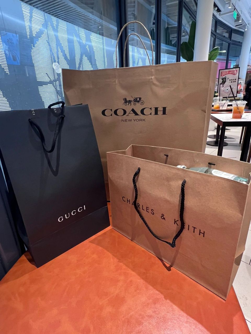 不建议在上海百联奥特莱斯购买gucci 第一次买奢侈品,完全没有经验,没