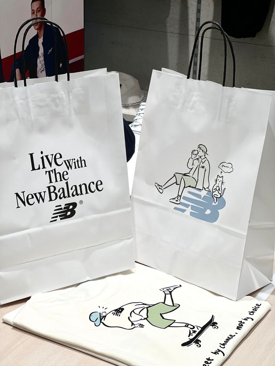 the newbalance向心生活系列 "向心生活"系列有专属购物袋🛍️