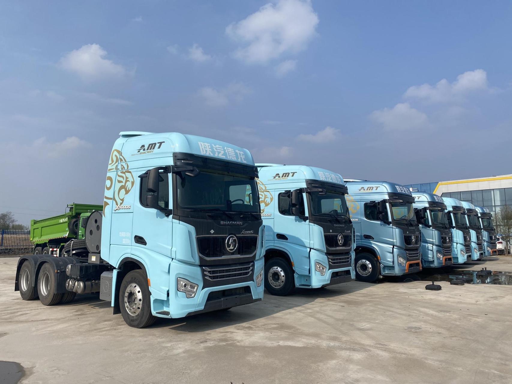 陕汽德龙x5000s燃气车,15升排量530,560,590马力;发动机热效率54.