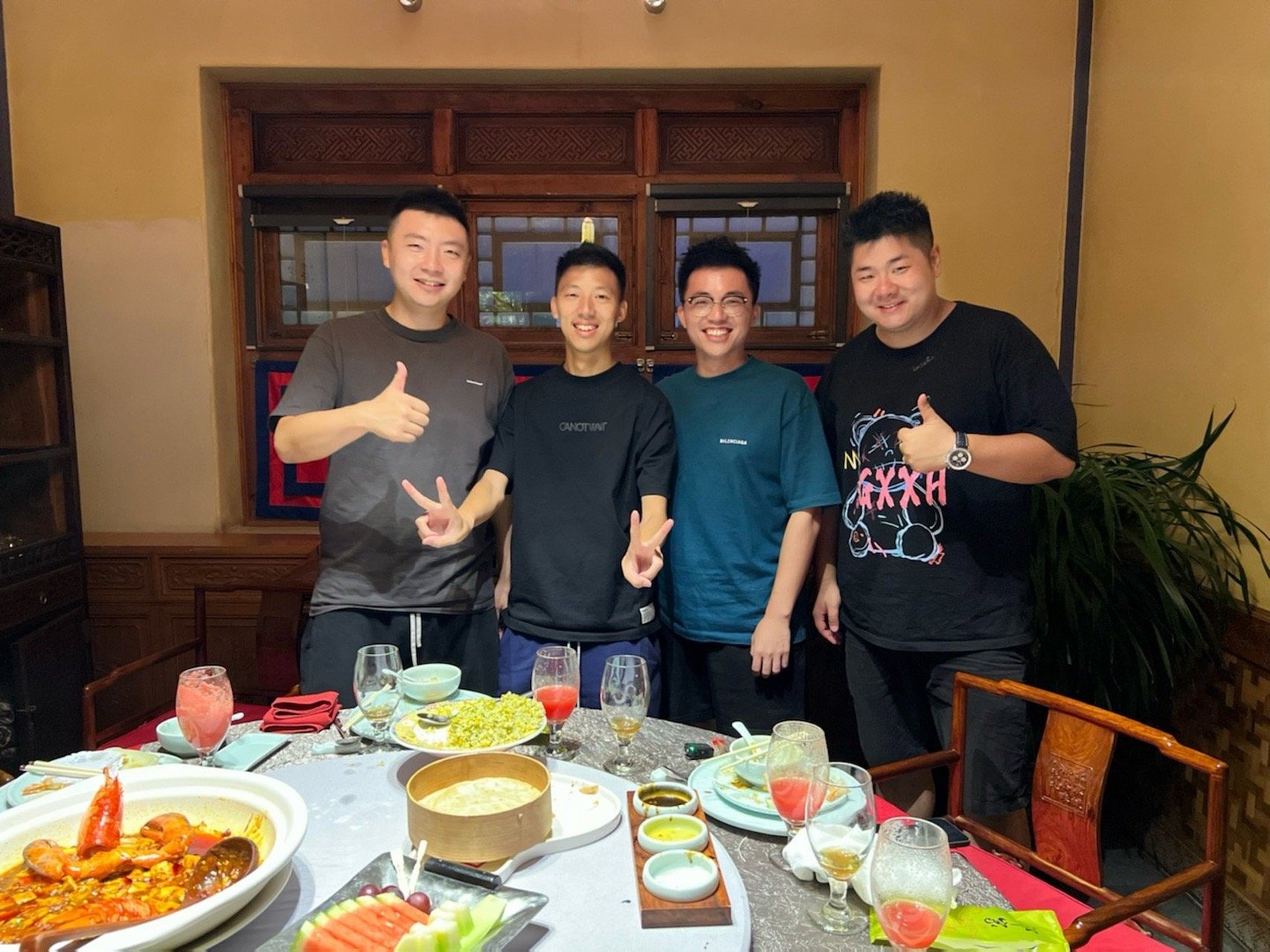 集齐了一南一北两大豪车车商老胡的车生活,亢岳,之后买法拉利的时候