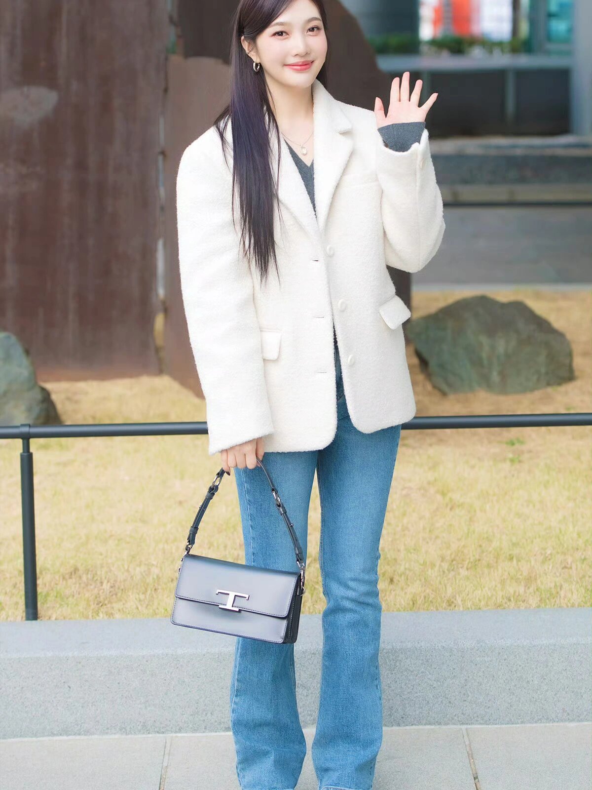 均来自于topstarnews)