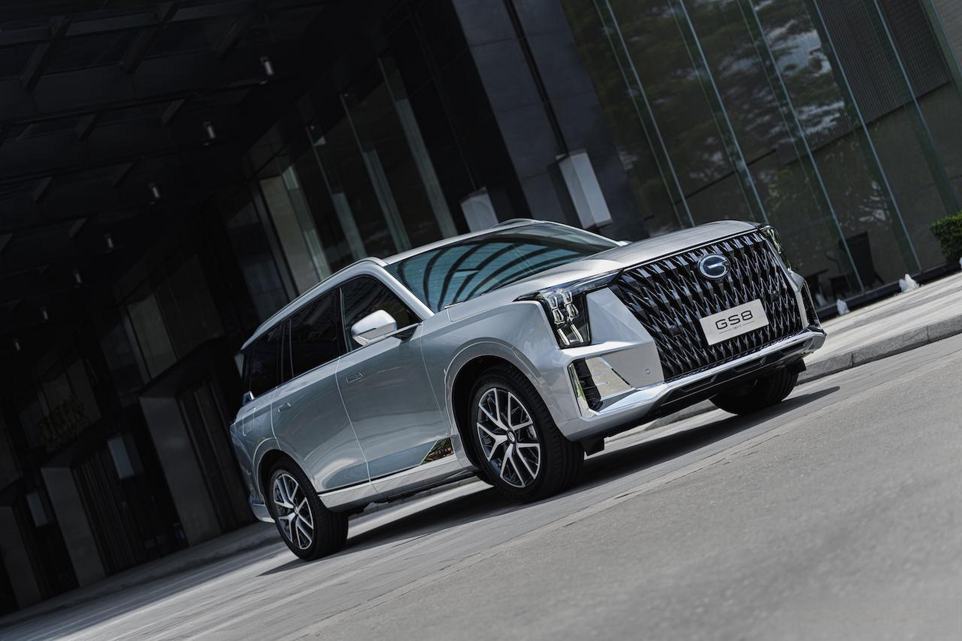 新车评网# 6月27日,我们从广汽传祺官方处,获取到了一组2024款传祺s