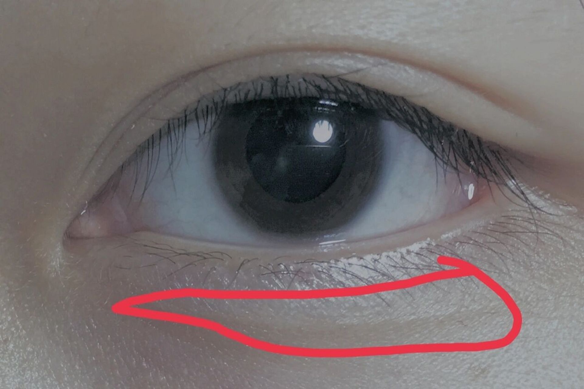 眼睛下面这条线是什么啊 有这条线都不知道怎么化卧蚕了卧蚕 画卧蚕