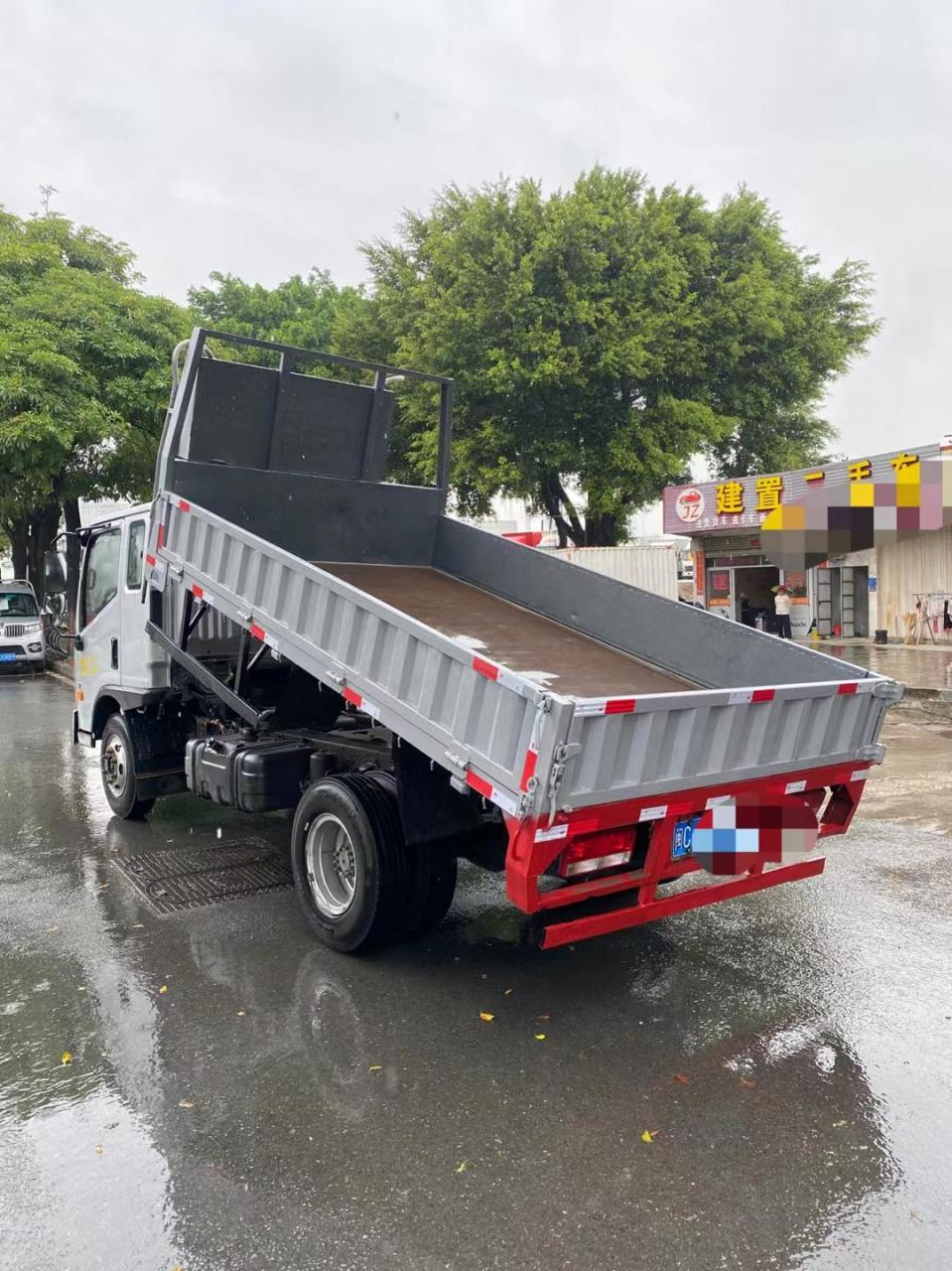 019年11月上牌福田康瑞h2排半自卸货车,车斗长3.8米,宽2.