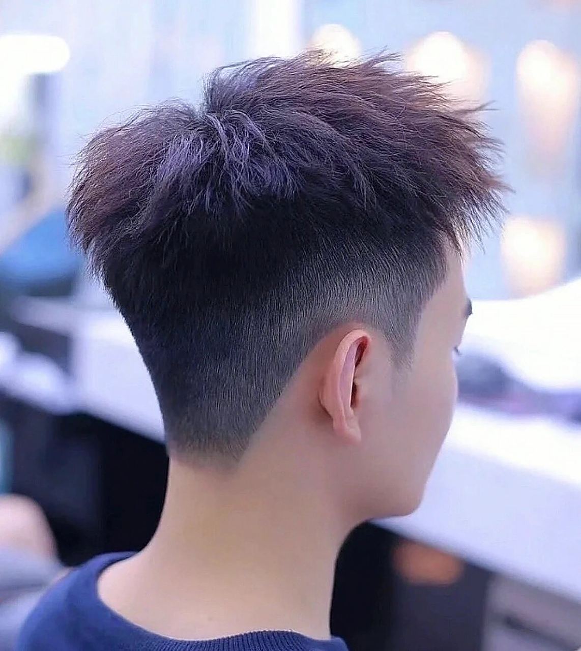 清爽摩根前刺短发男士烫发男生一定要尝试的发型立体碎盖清爽的立体碎