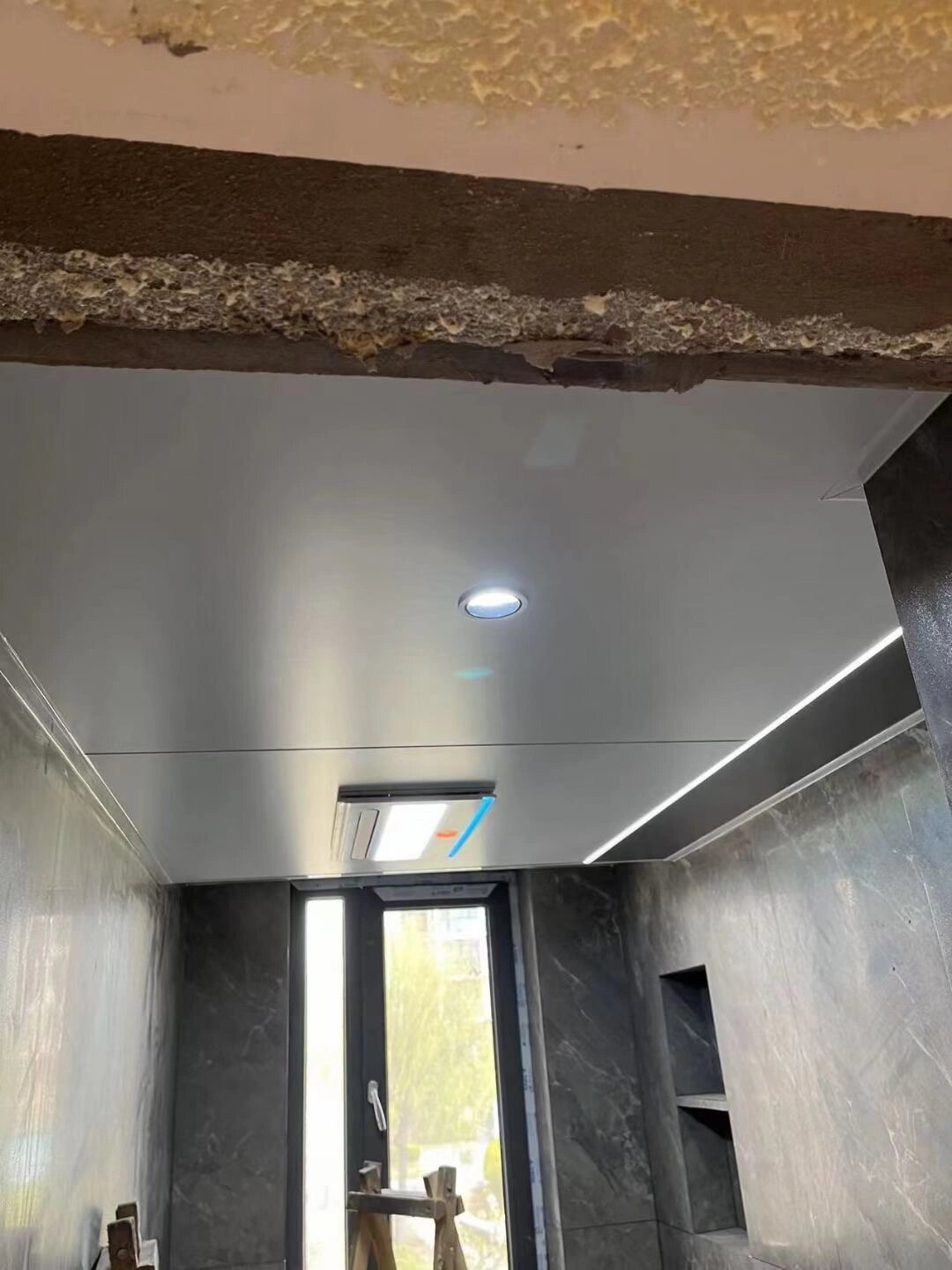 近代流行铝蜂窝板吊顶(打开有安装效果图)