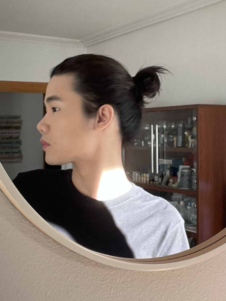 自然卷男生留长发|从寸头到丸子头 相信有很多天生自然卷的人 從小就