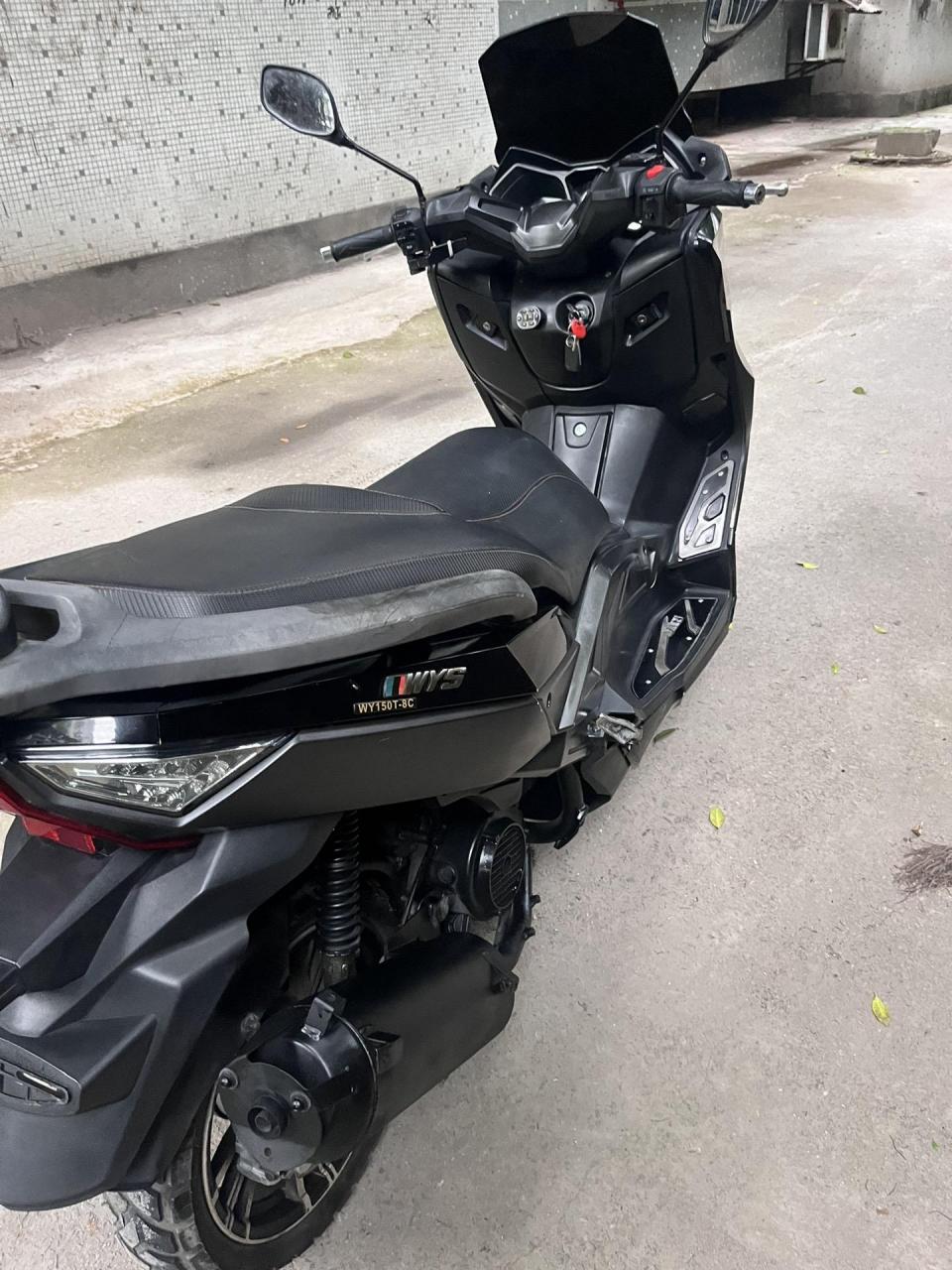 移动大沙发,骑起安逸得很,手续齐全,成色没话说家用踏板摩托车推荐