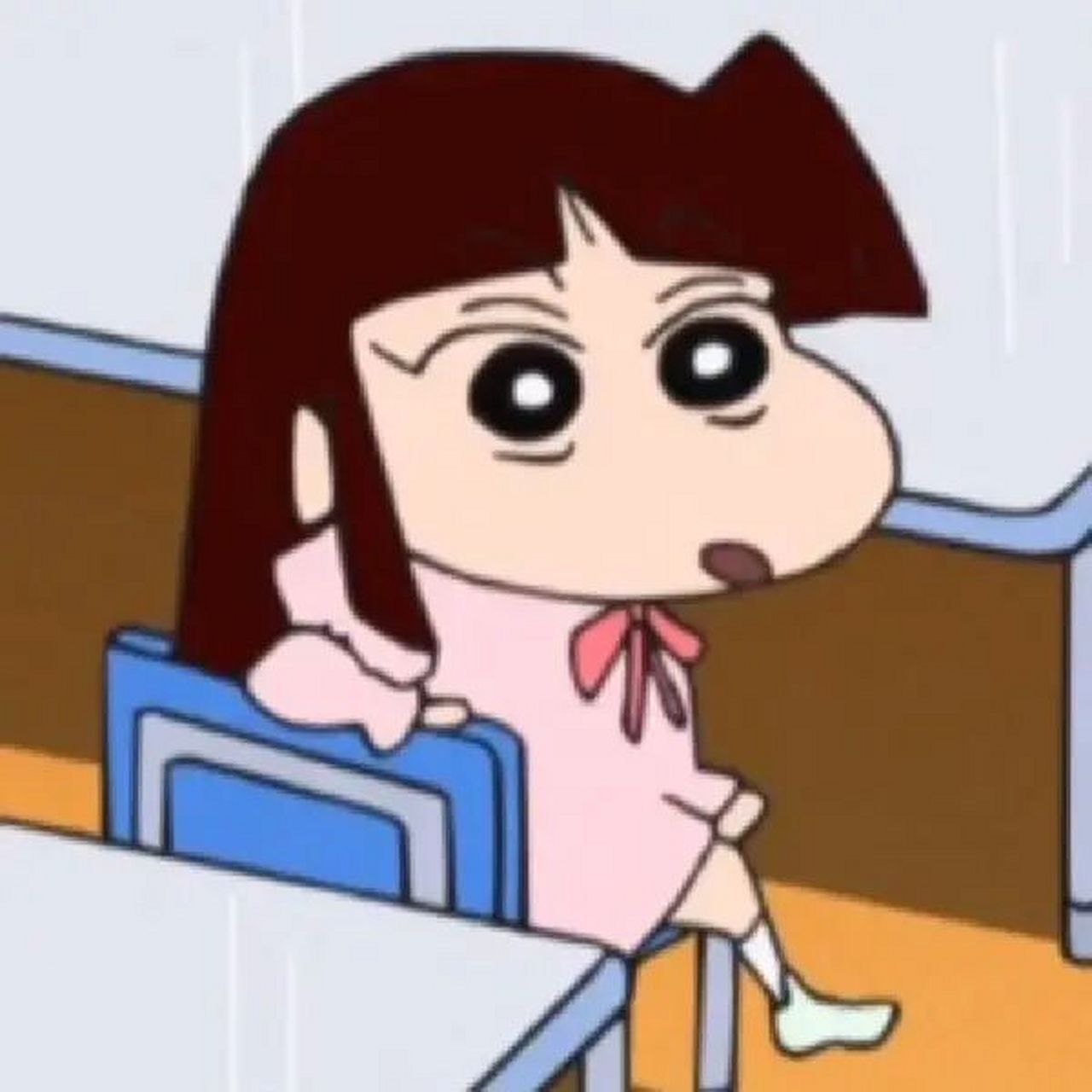 蜡笔小新小爱头像      周末快乐大家09