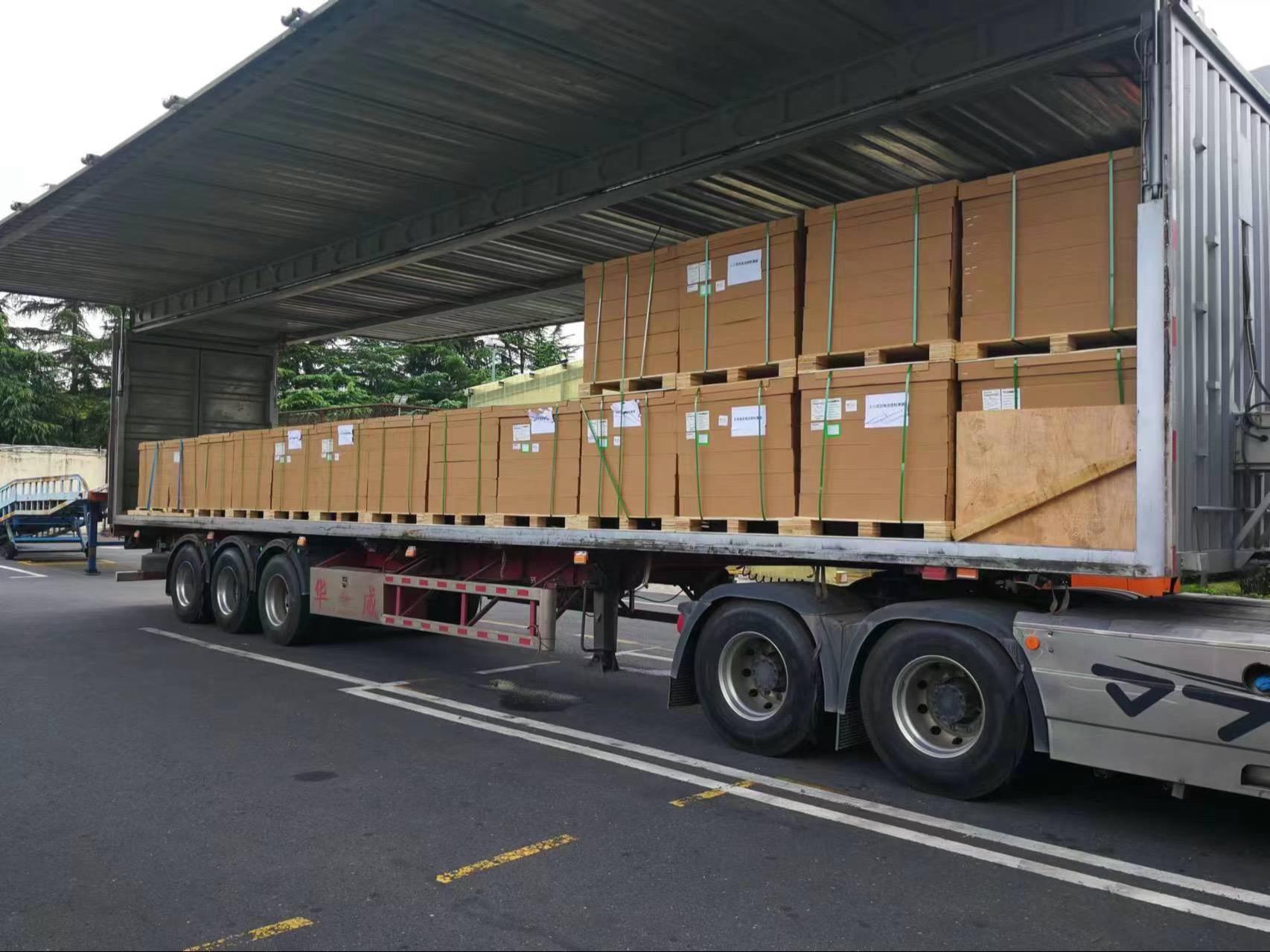 出手一台17.7米飞翼车箱,使用不到一年, 外尺寸:17.7-2.9-4.