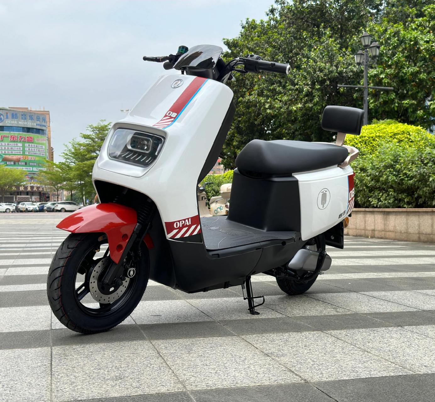 欧派 新国标  60v20a续航80公里