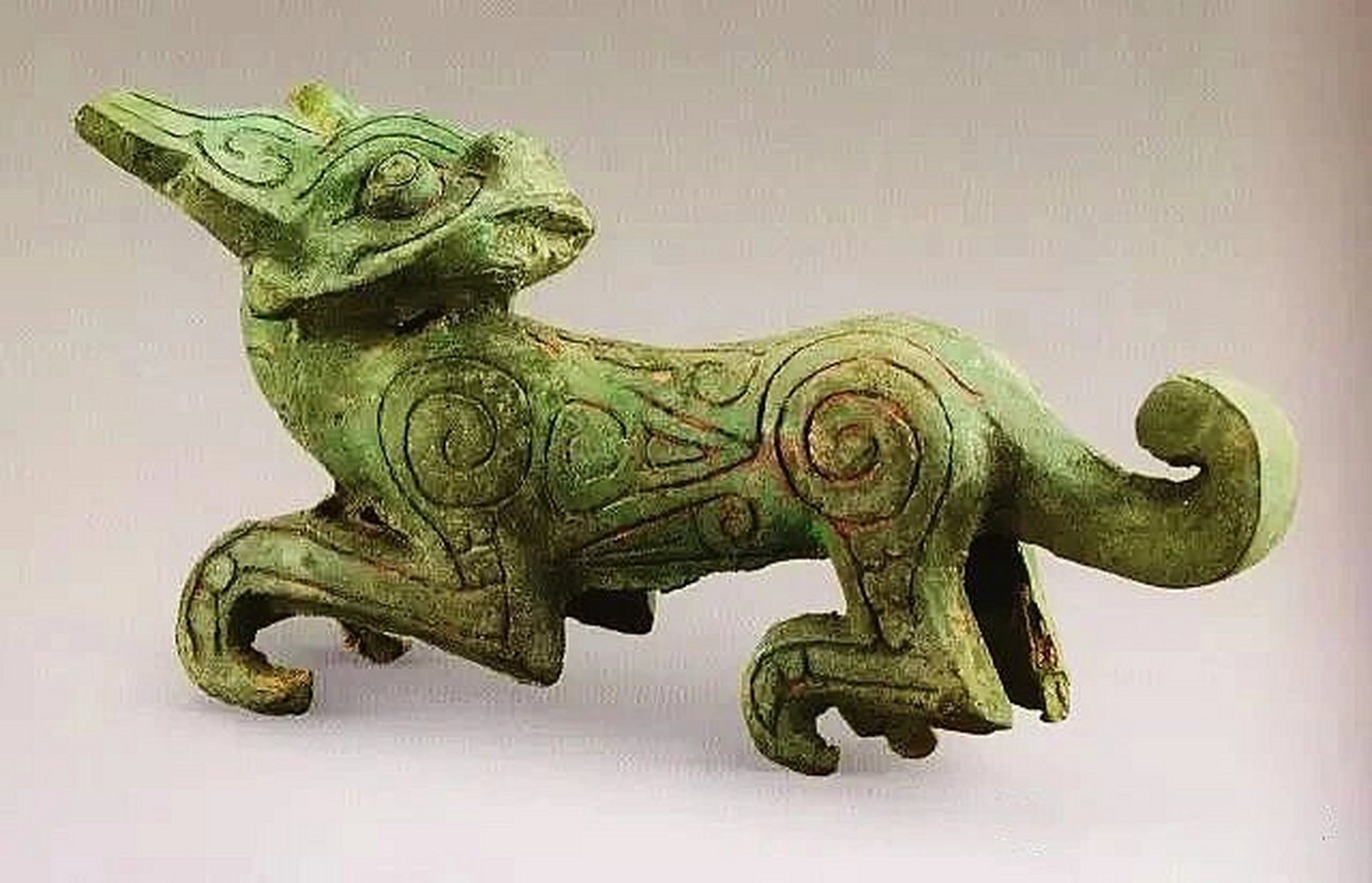 礼县大堡子山秦公大墓,是如何被洗劫一空的 图1-2,秦公鼎,上博 图3,秦