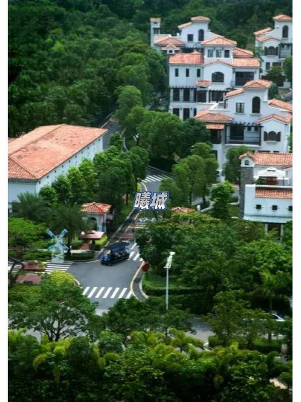 宝安区曦城 【曦城】 曦城是由华侨城地产,招商地产共同斥资50亿元