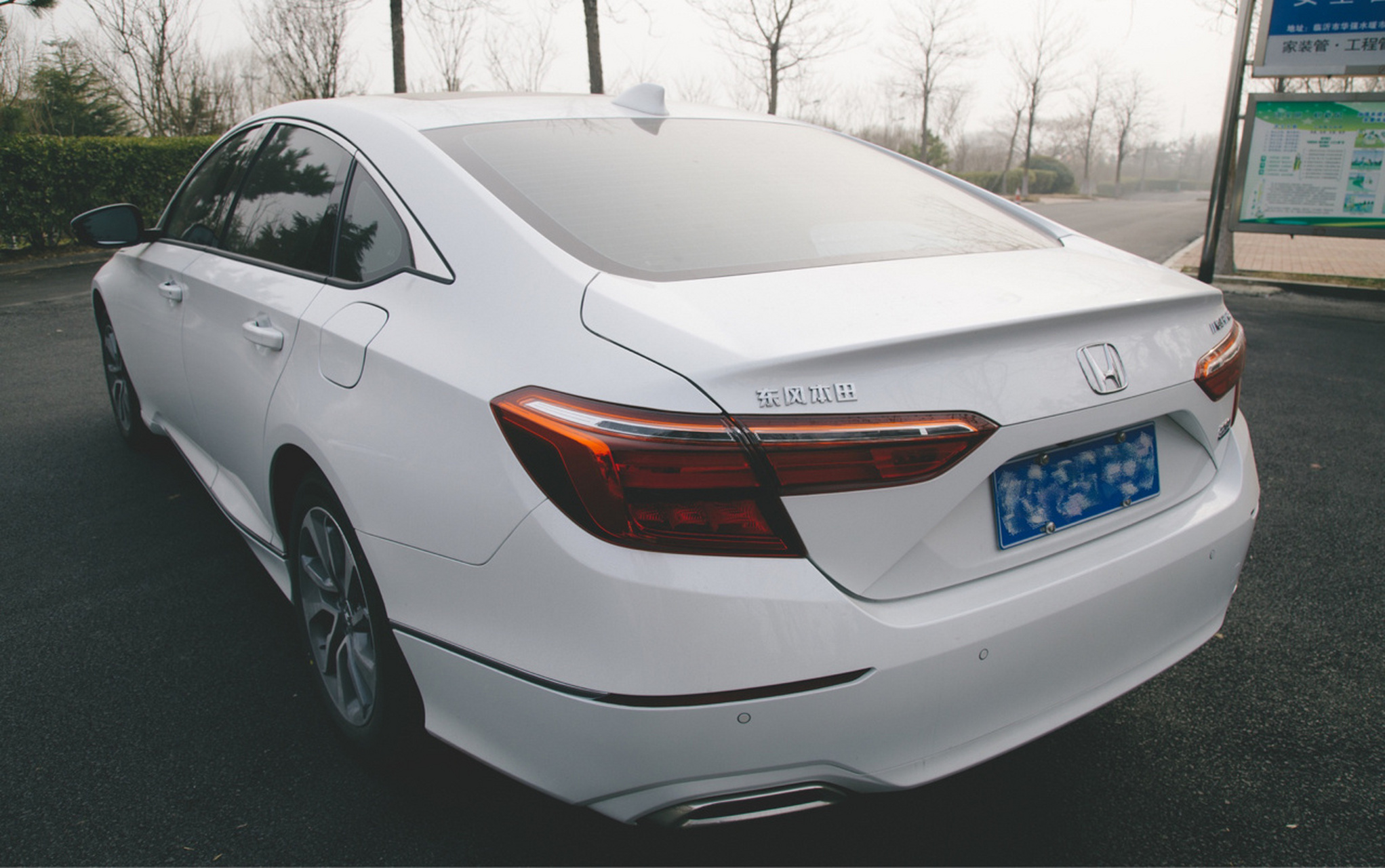 再来分享一下我自己的新车 我的本田inspire购于年初,目前只跑了300