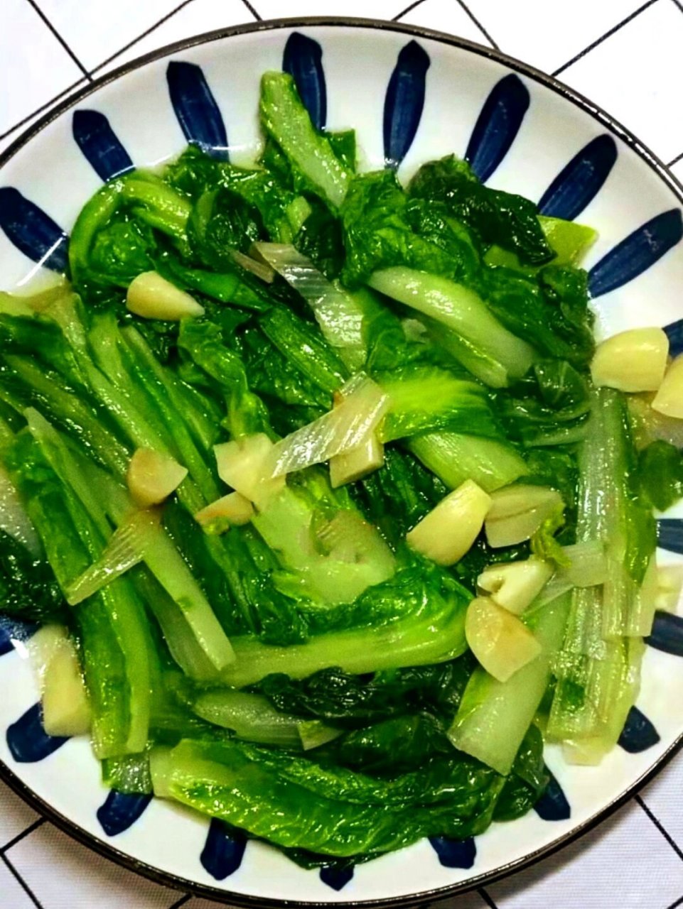 今日消费情况1元90 奶油小白菜和蒜1元90 清炒奶油小白菜教程