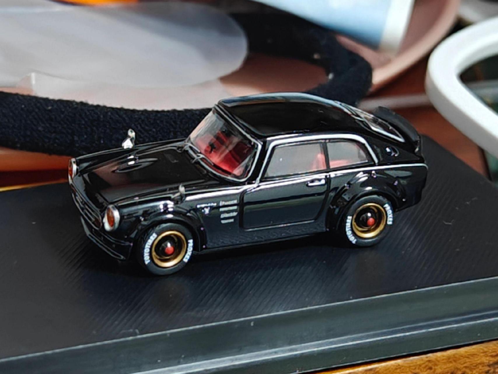 本田s800吴彦祖同款本田s800是本田生产s2000之前最后一台s车型,由