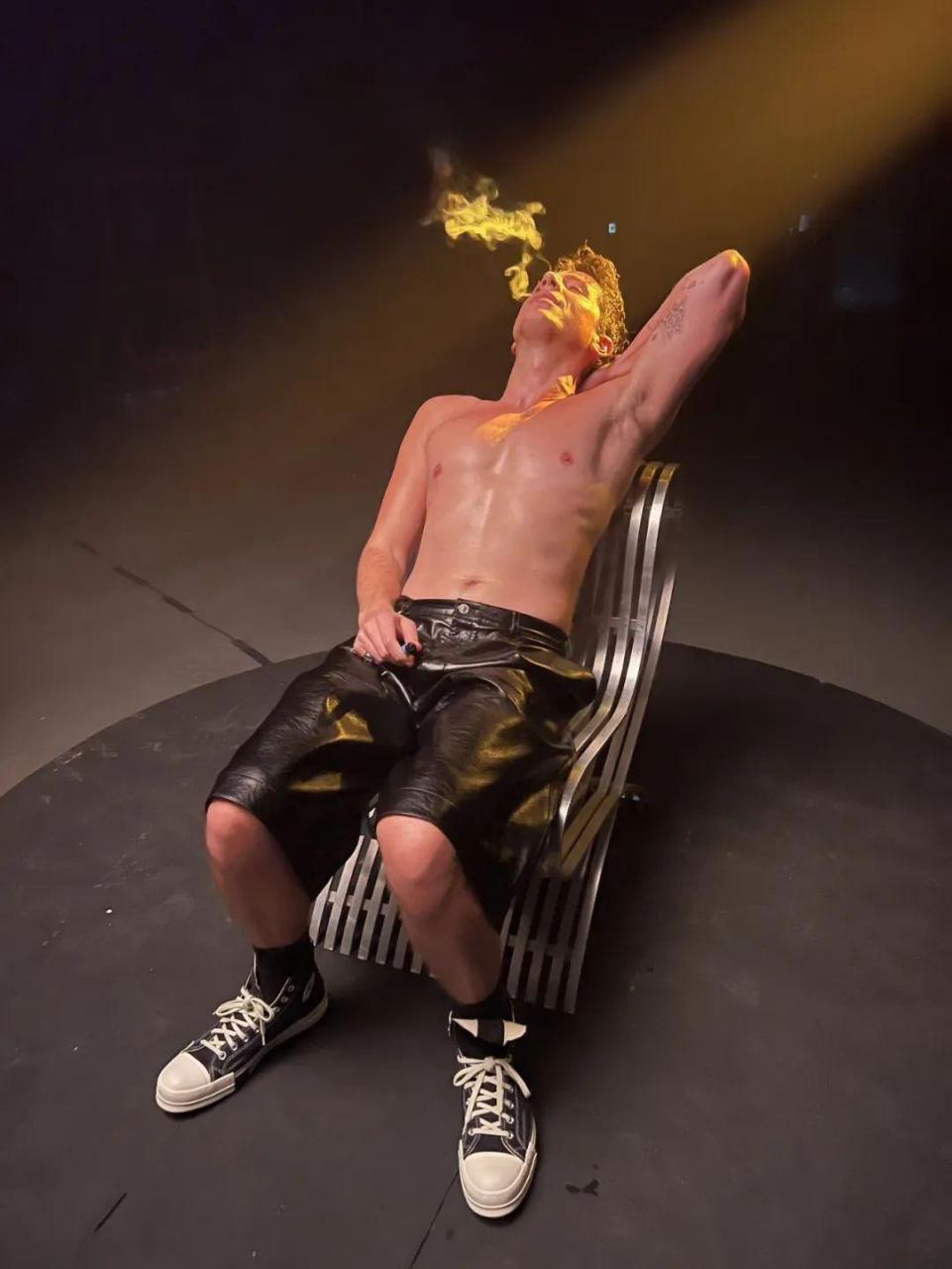 charlie puth(查理·普斯)宣布新歌《lipstick》,将于本月8月18日发行