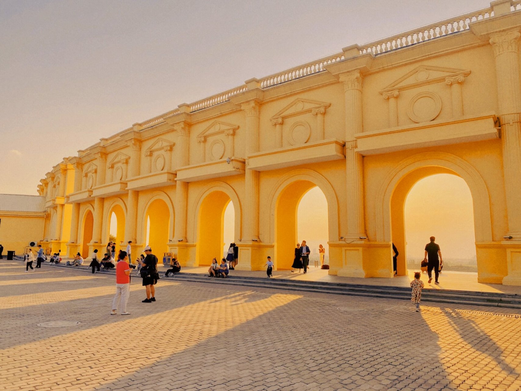 宁夏银川|去览山公园看最美日落92 一个三岁多的小孩,旅游应该玩