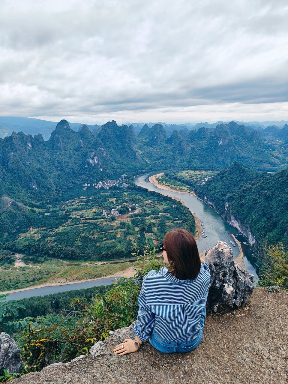 阳朔登山大面山太美了 此次阳朔最美的风景 就是太费腿  登山大概40多