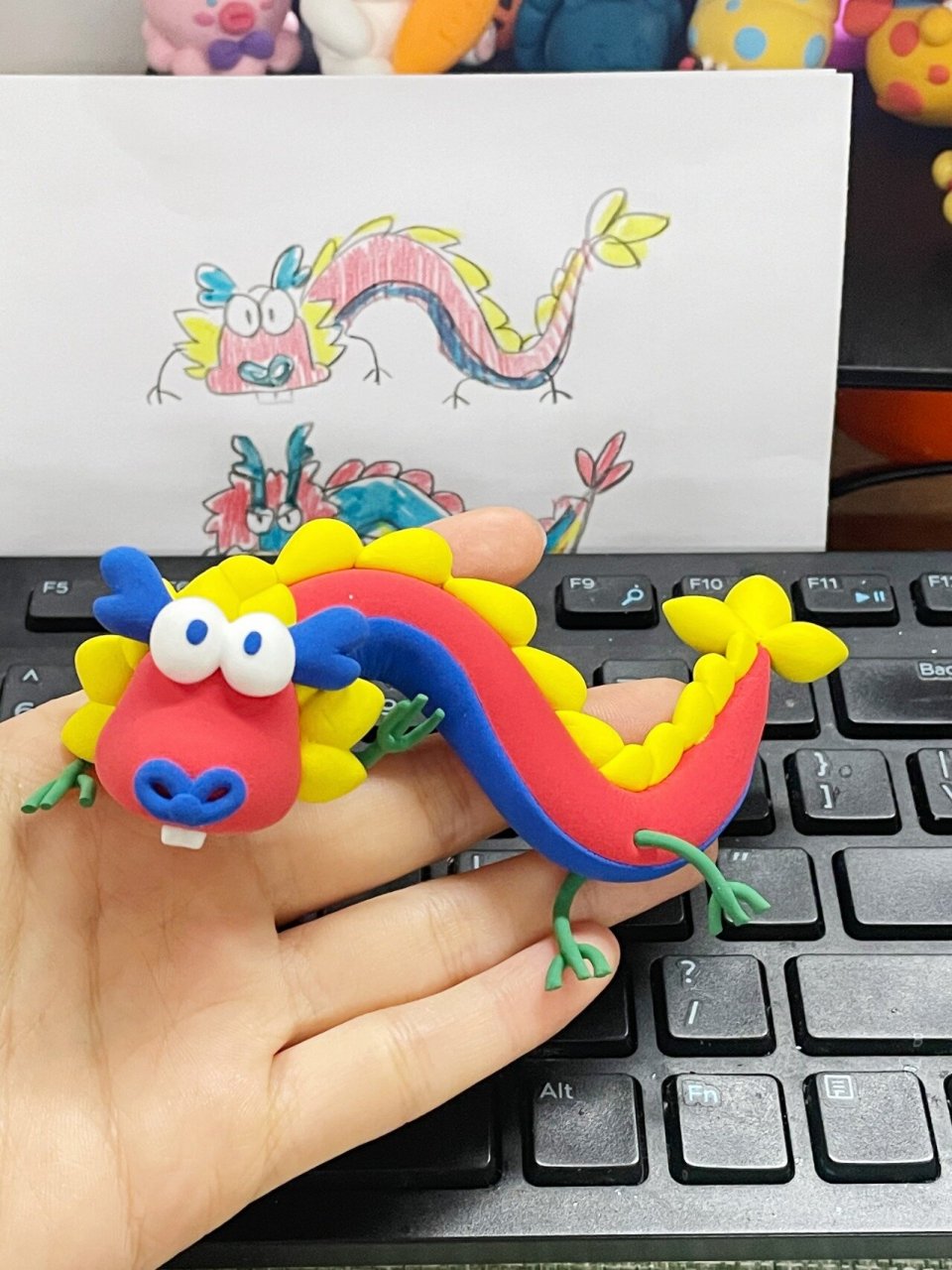 超轻粘土龙教程|新年龙 在龙年之前做了个小龙的摆件,(附设计稿)快来