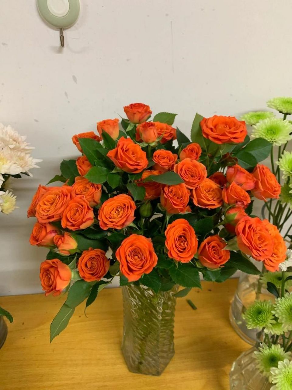 橙色芭比还有着羞涩告白的寓意,可在告白的时候送给心仪的女孩来表达