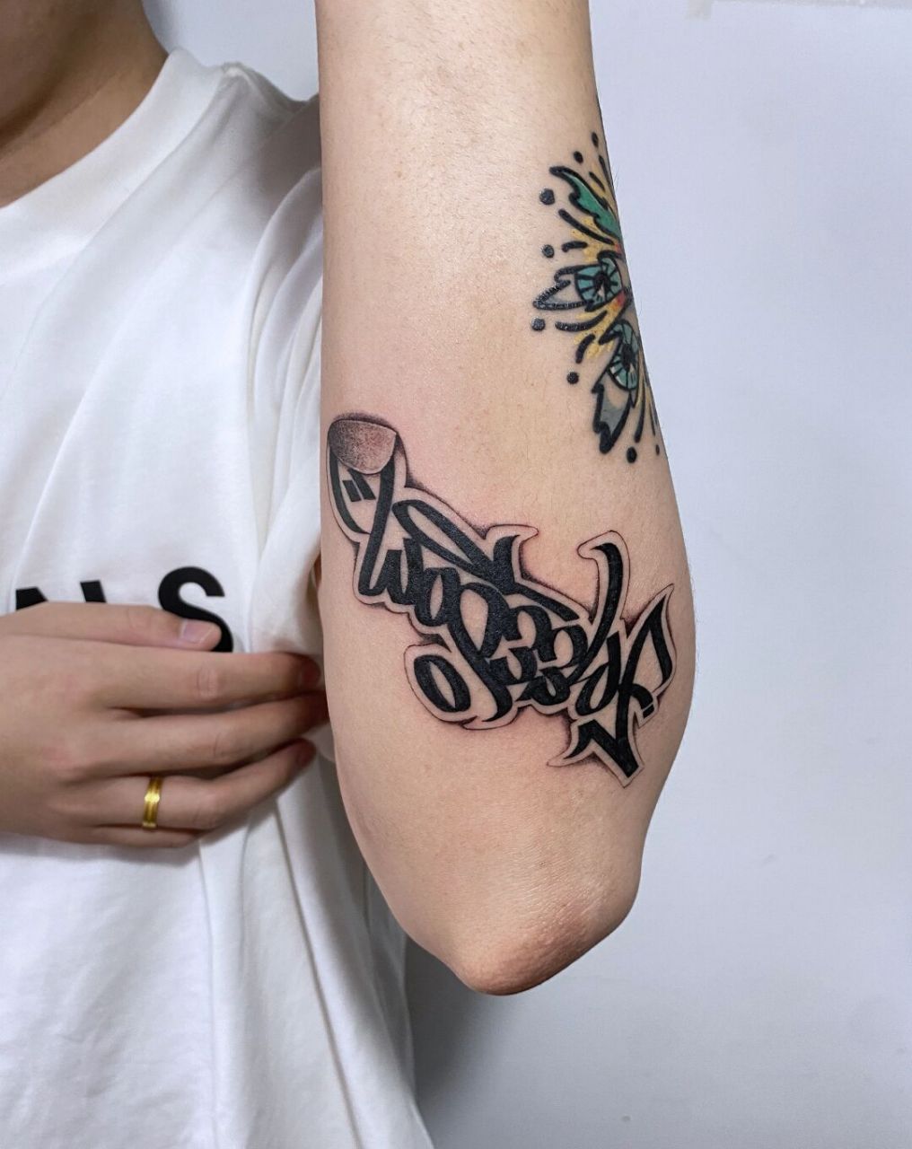 贴纸涂鸦字体暗黑设计纹身|字体纹身 涂鸦handstyle书写英文内容