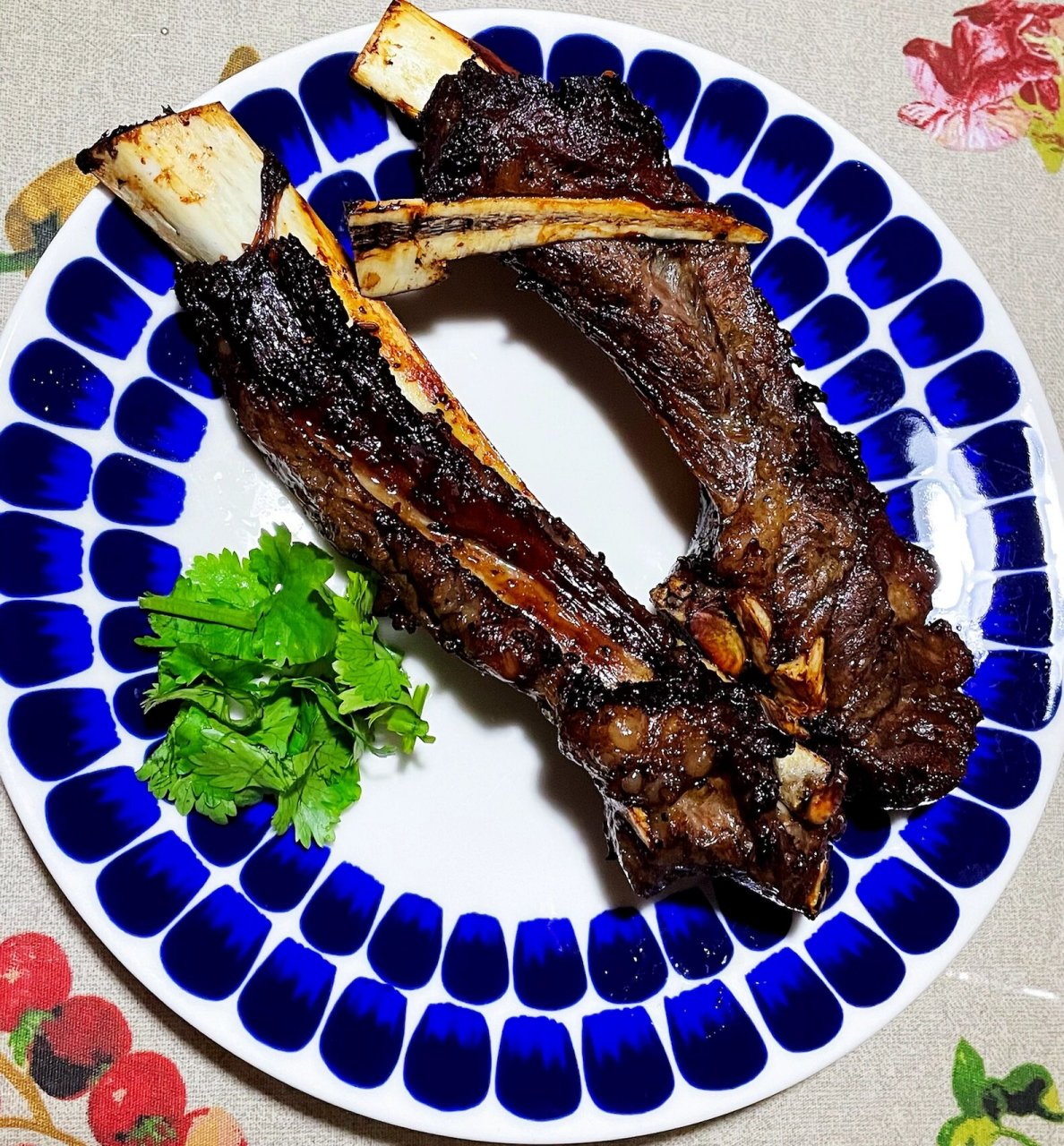 牛排骨清洗干净沥干水 2.