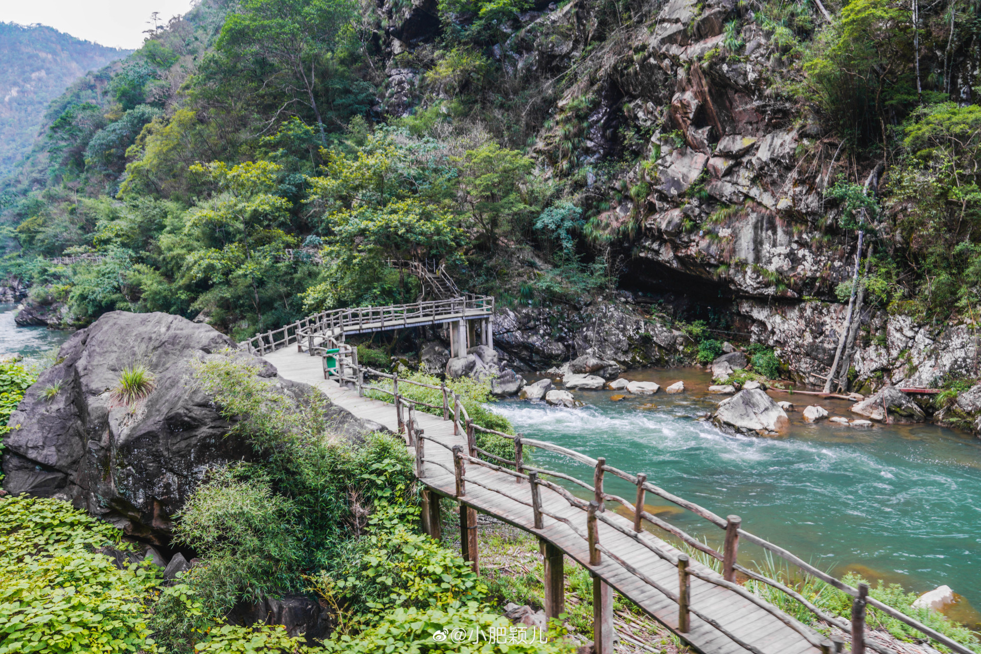 在江西宜春三爪仑森林公园游山玩水  溯溪而上,坐着溪上小火车感受