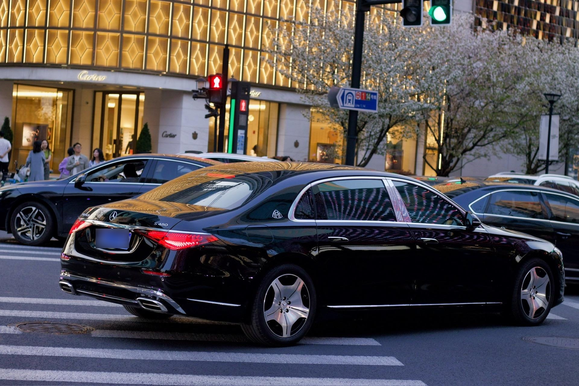 上海街拍(奔驰迈巴赫篇)