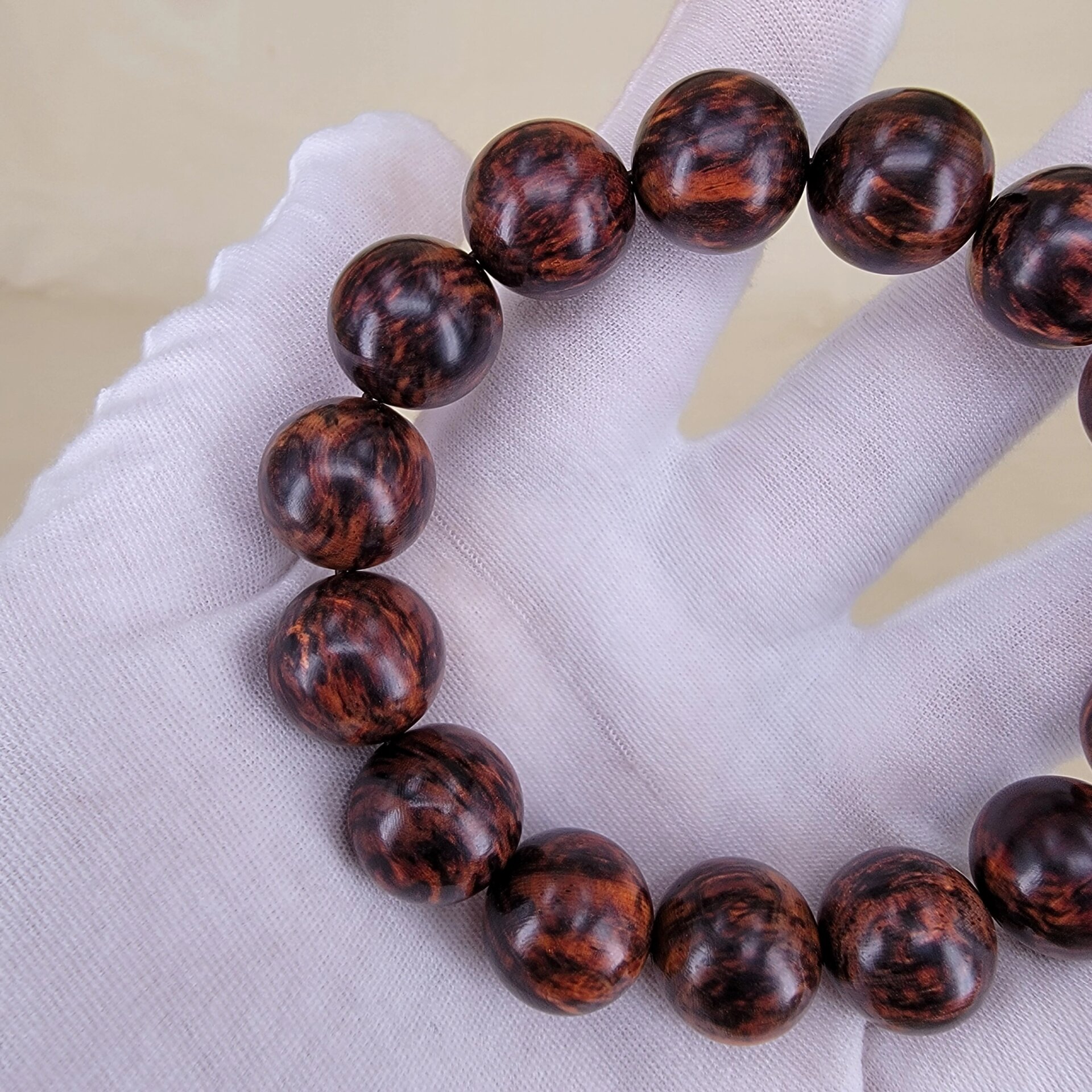 海南红降,花梨公,伽南香,木本降真香手串