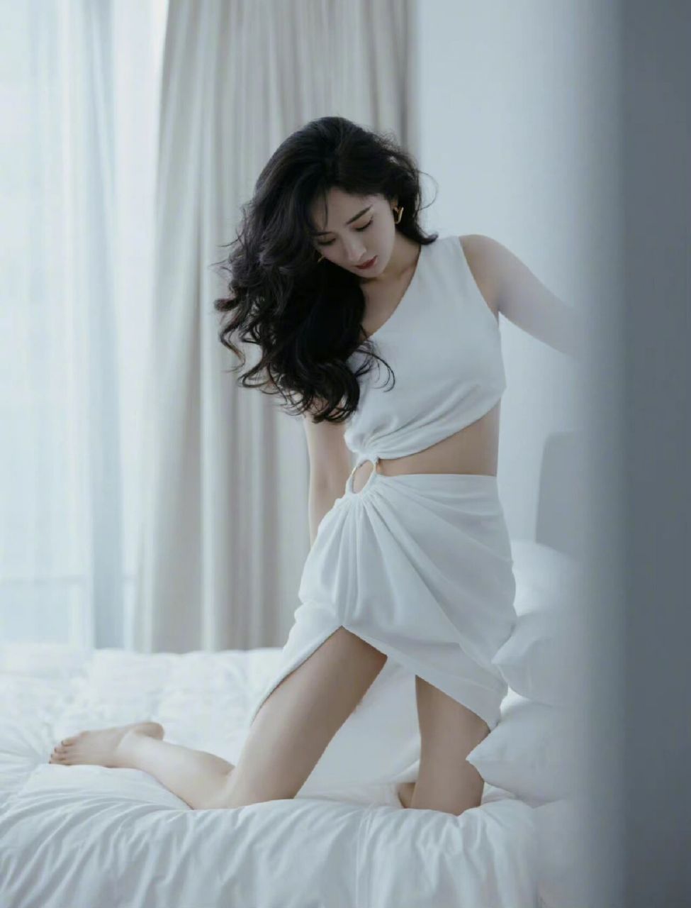 杨幂|艳美绝伦,香艳夺目|性感撩人 杨幂这一组图真的绝美,很难想象她