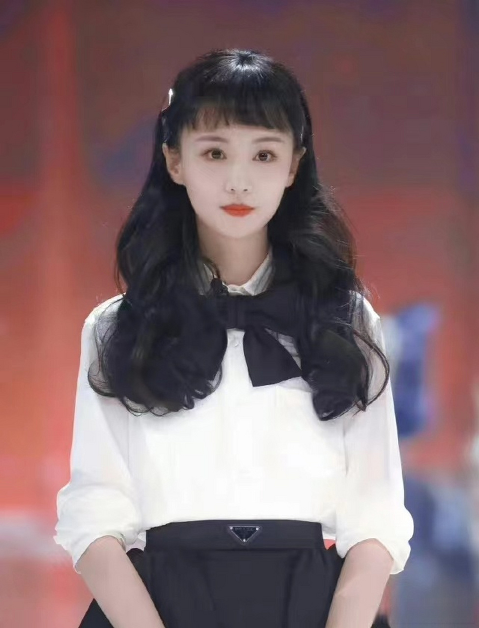 【郑爽仍有1500万执行款未还】企查查app显示,近日,郑爽新增一条终本