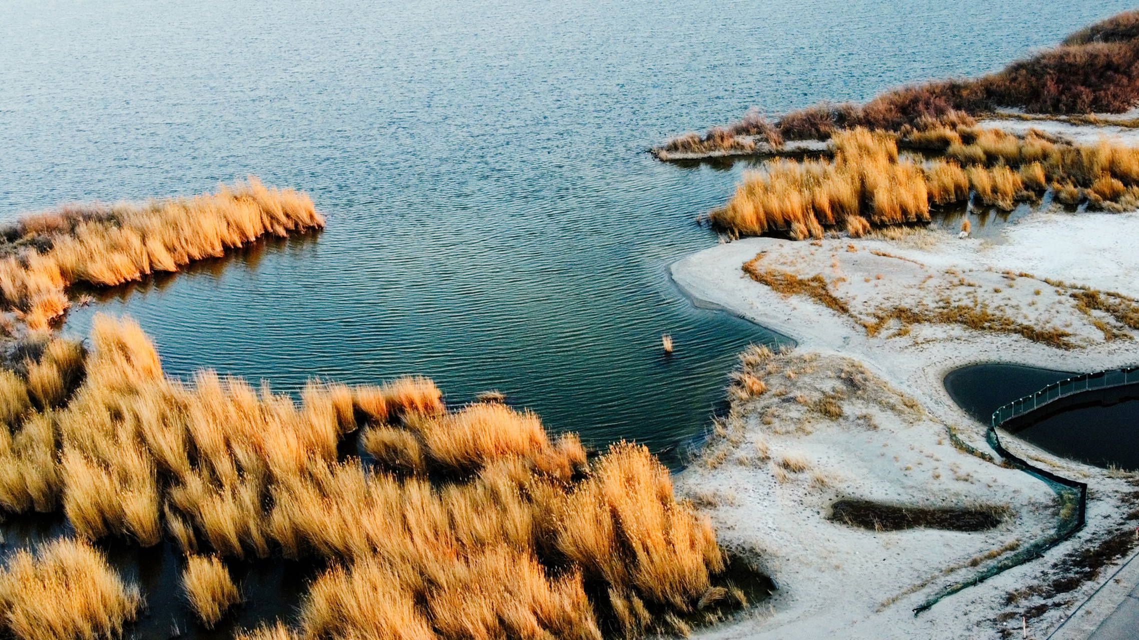 旅行时间:2021-04-26 导航地点:福海县乌伦古湖金海岸景区(不进景区