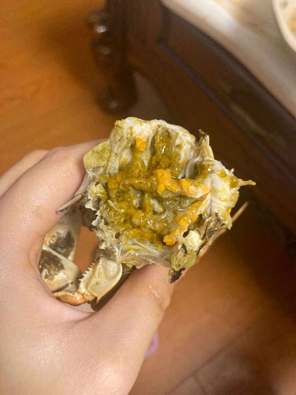 蟹黄发苦咋回事? 在永辉超市买的四只大闸蟹,一共45.