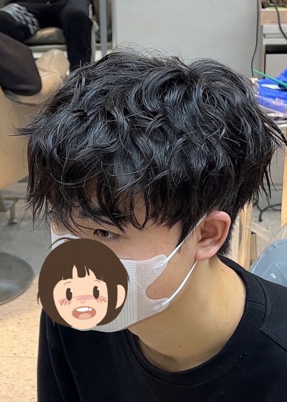 凌乱感束状纹理好看到直接沦陷 9292今天为大家分享一款男士造型