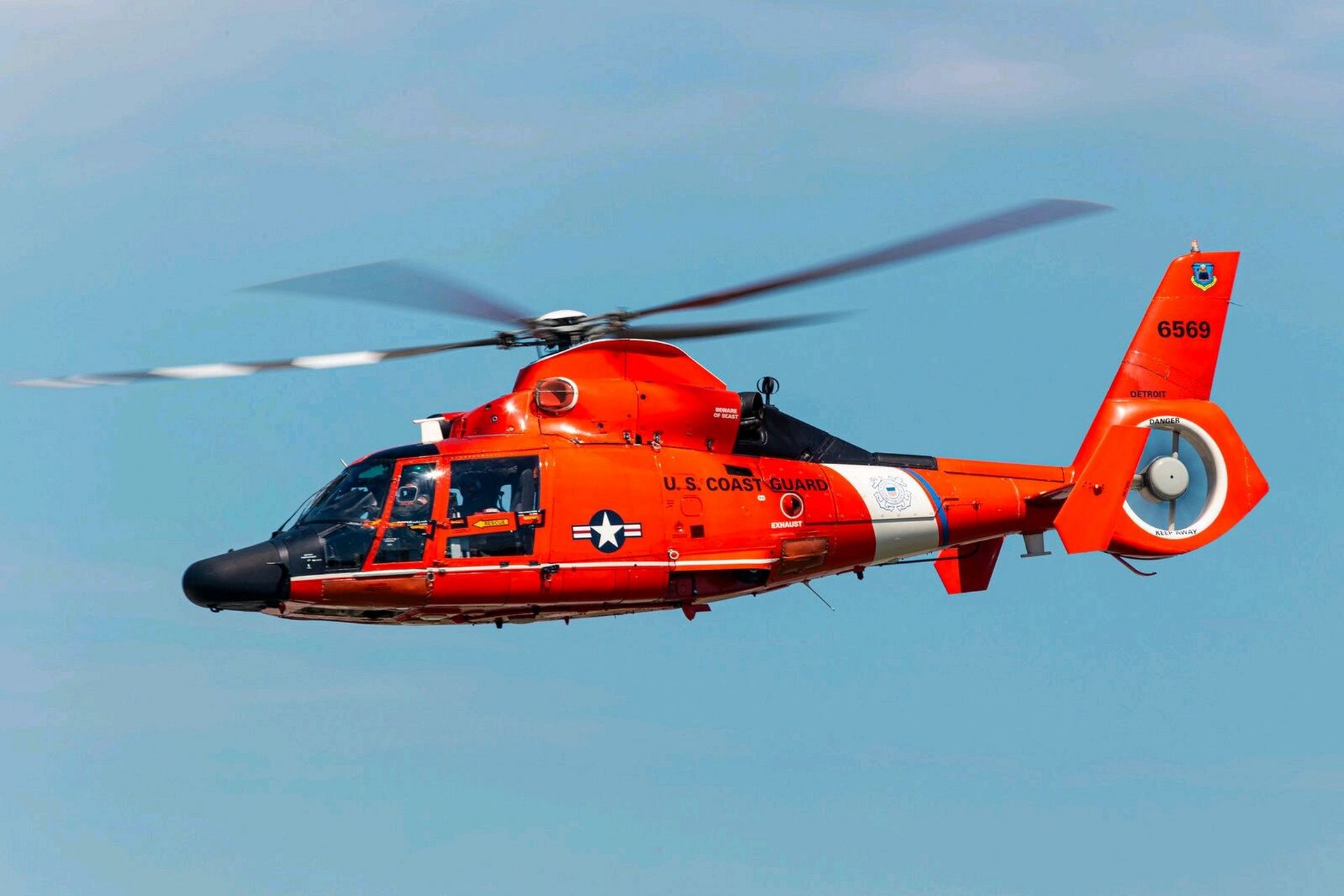 军迷大作战# #美国海岸警卫队# #海岸警卫队# #海豚直升机# #直升 