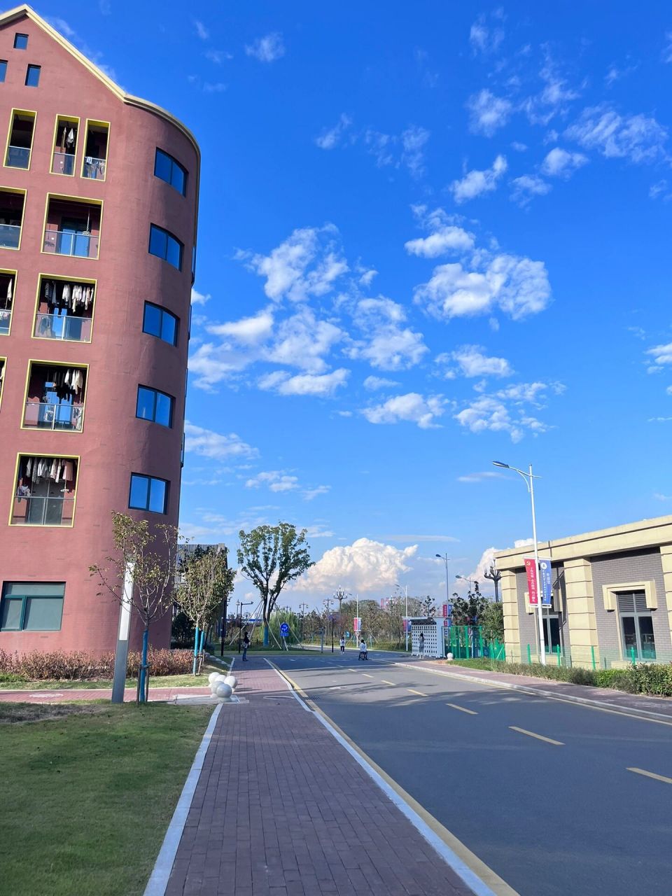 中国计量大学现代科技学院   欢迎新生提问哦