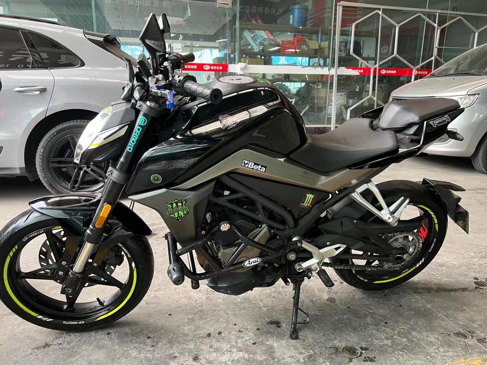 18年春风nk250高配液晶仪表带abs,保险到明年,才做了保养,到手就骑