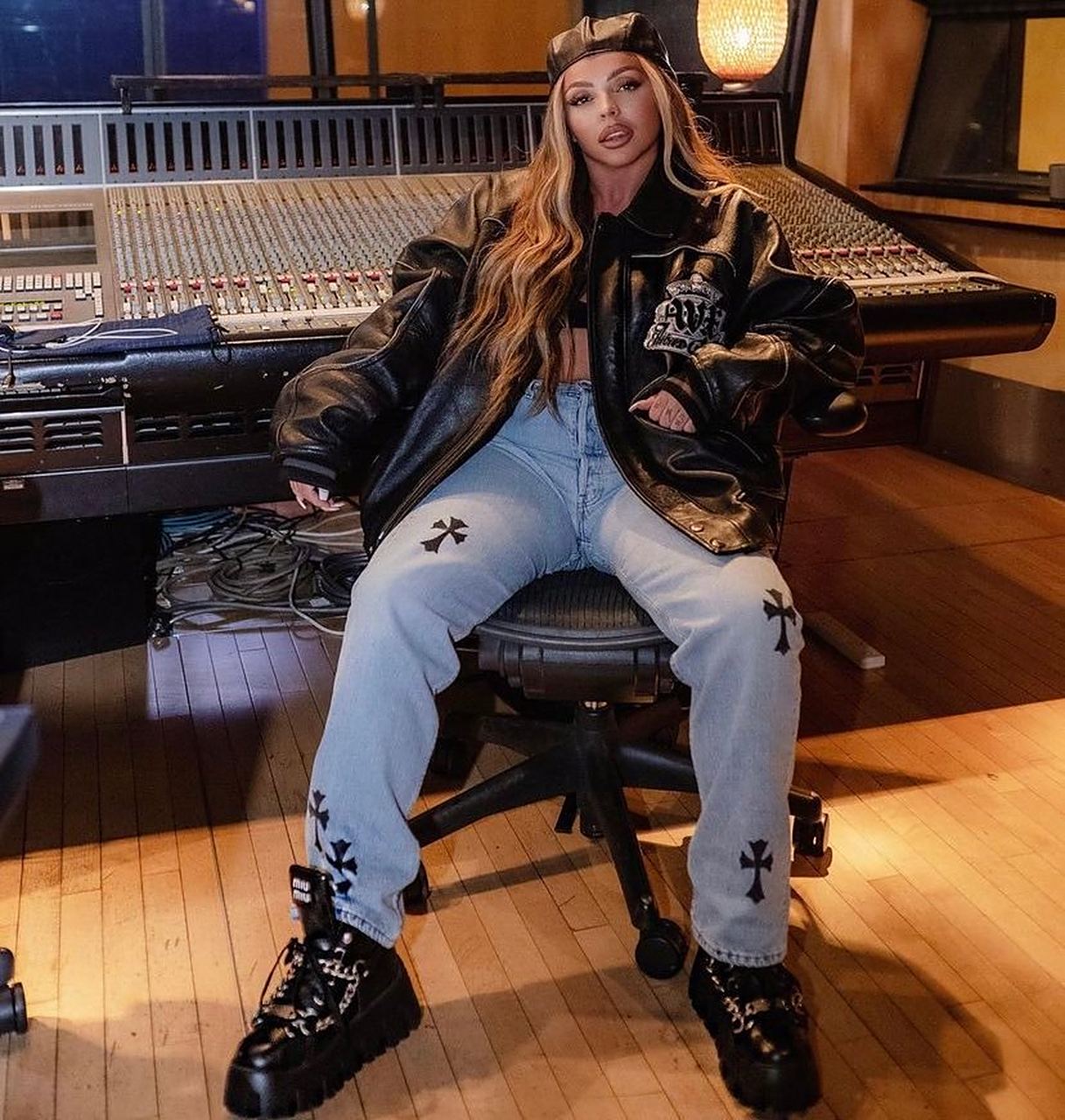 jesy nelson 正在与 will.i 创作新作品.