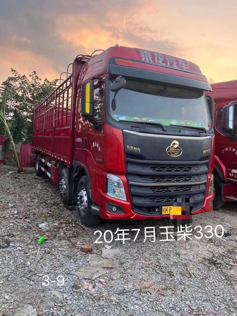 20年7月乘龙h7前四后四9米6,玉柴330马力发动机,年检强险同步.