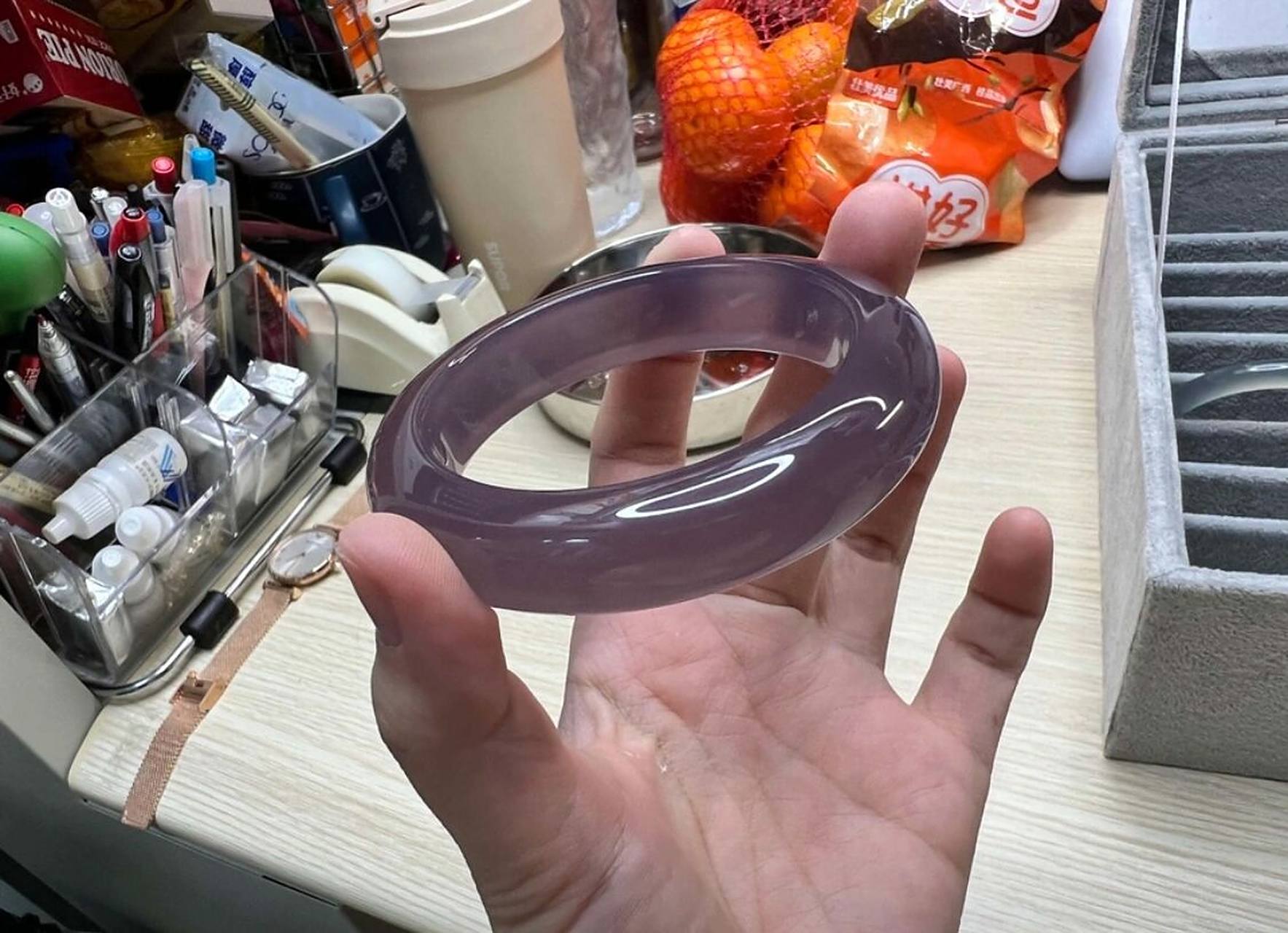 帝王紫玛瑙手镯7900元 现在的玛瑙这么贵吗?