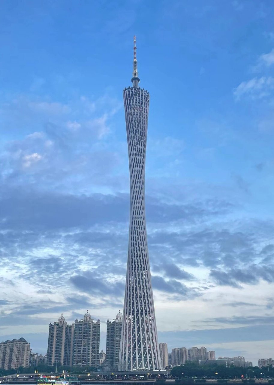 广州 | 广州塔 广州塔(canton tower)又称广州新电视塔,昵称小蛮腰,其