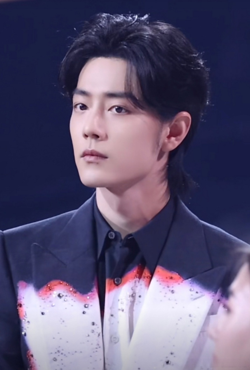 肖战舔颜生图#正脸和侧脸都帅炸了!