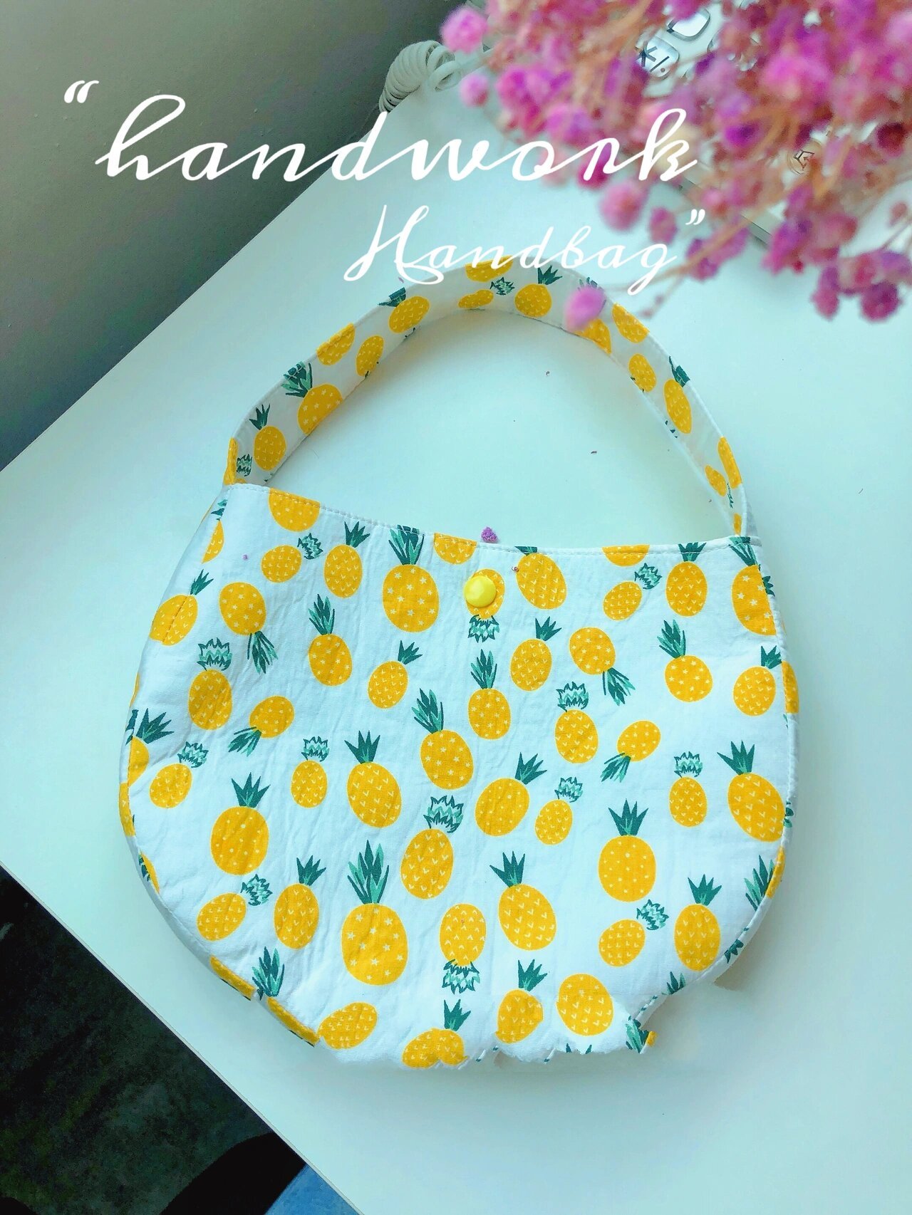 手作|用碎布头做一个超简单手提包 做衣服难免剩下好多碎布头,做一件