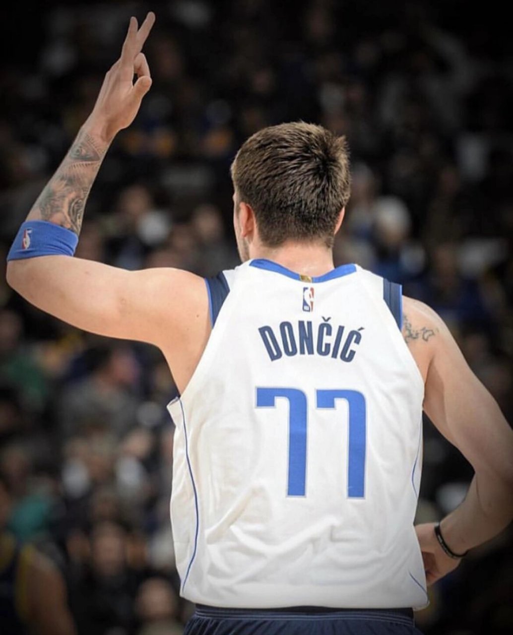 东契奇帅气背景图 更新啦更新啦