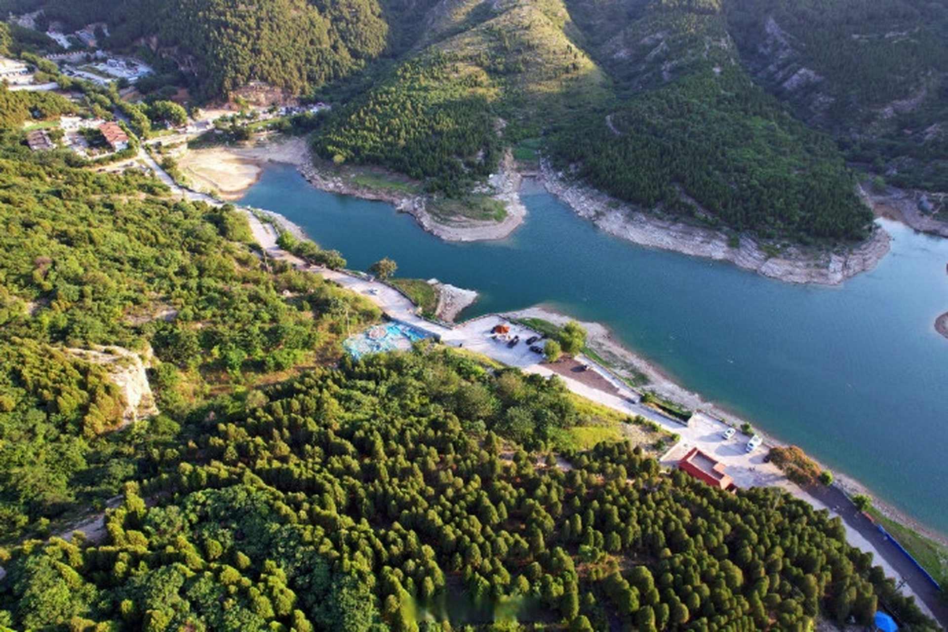 最in山东打卡地# 济南浆水泉风景区的清凉一夏 via古济雪