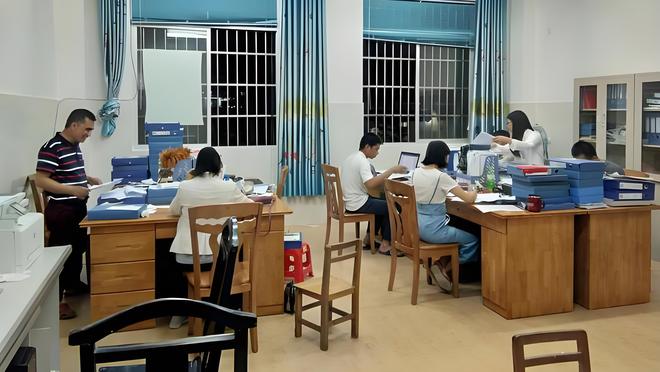 江西宜春樟树市滨江中学拖欠教师8个月加班费,引发关注与讨论,暴露