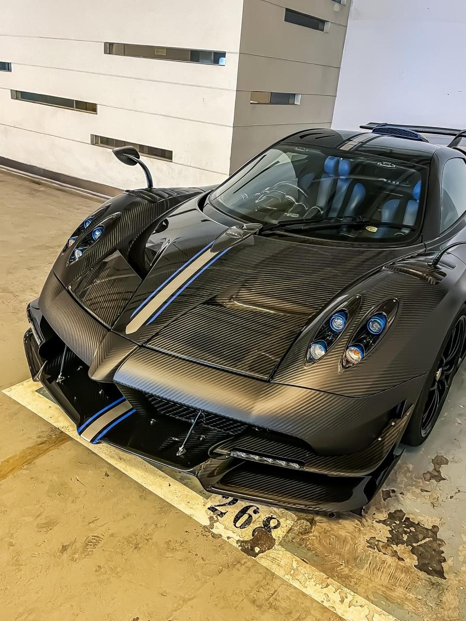 帕加尼huayra bc售价6000万殿堂级收藏神车帕加尼风神绝对的顶级工艺